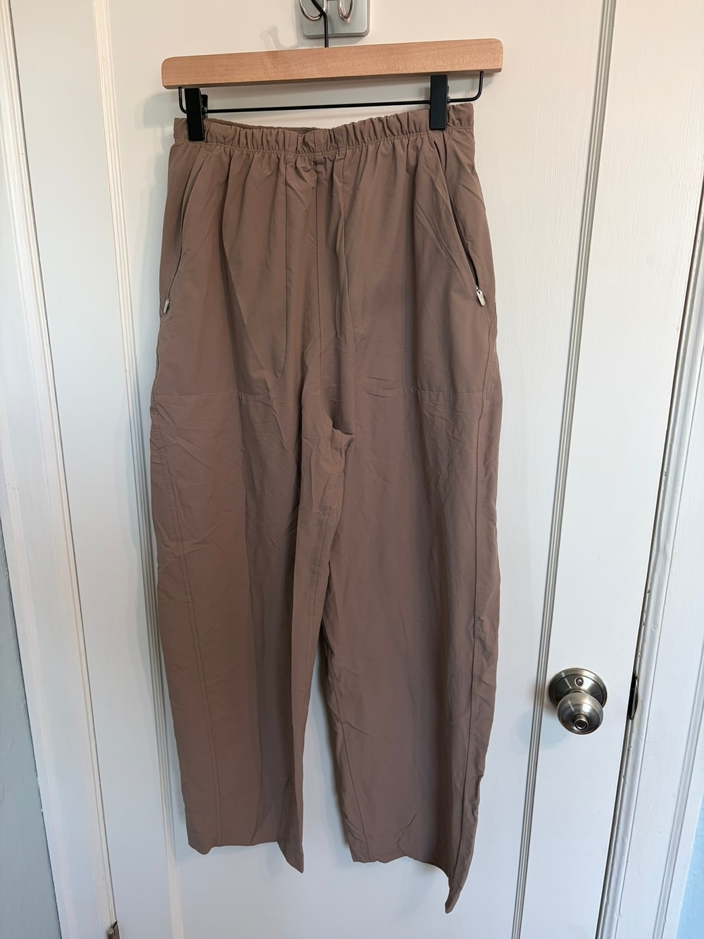 Lululemon Stretch High-Rise Jogger Full Length Taupe Brown Size 4